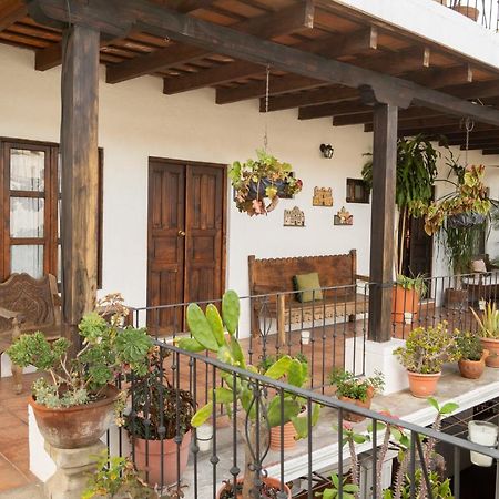 Hotel La Villa Serena Antigua Zewnętrze zdjęcie