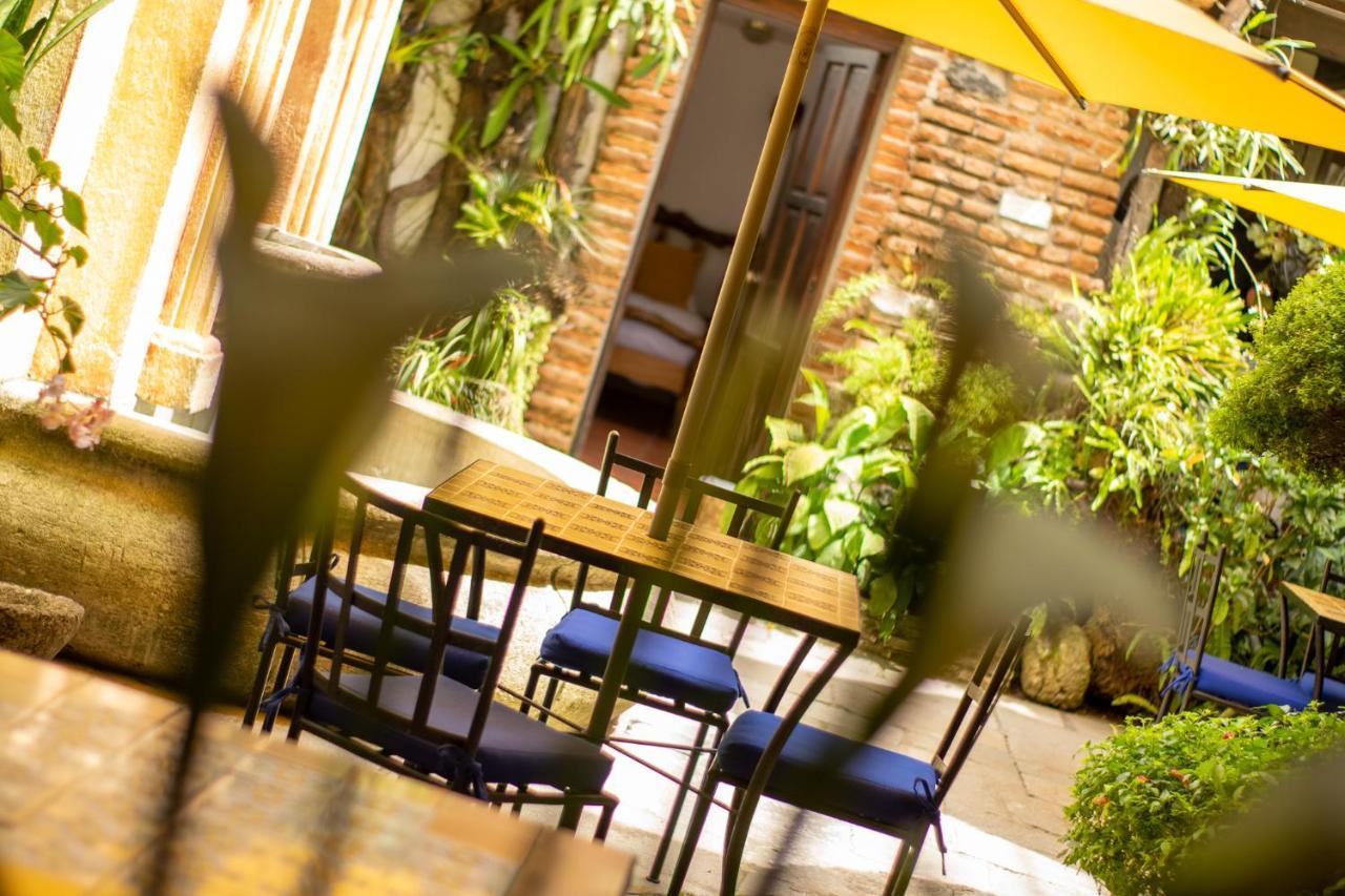 Hotel La Villa Serena Antigua Zewnętrze zdjęcie
