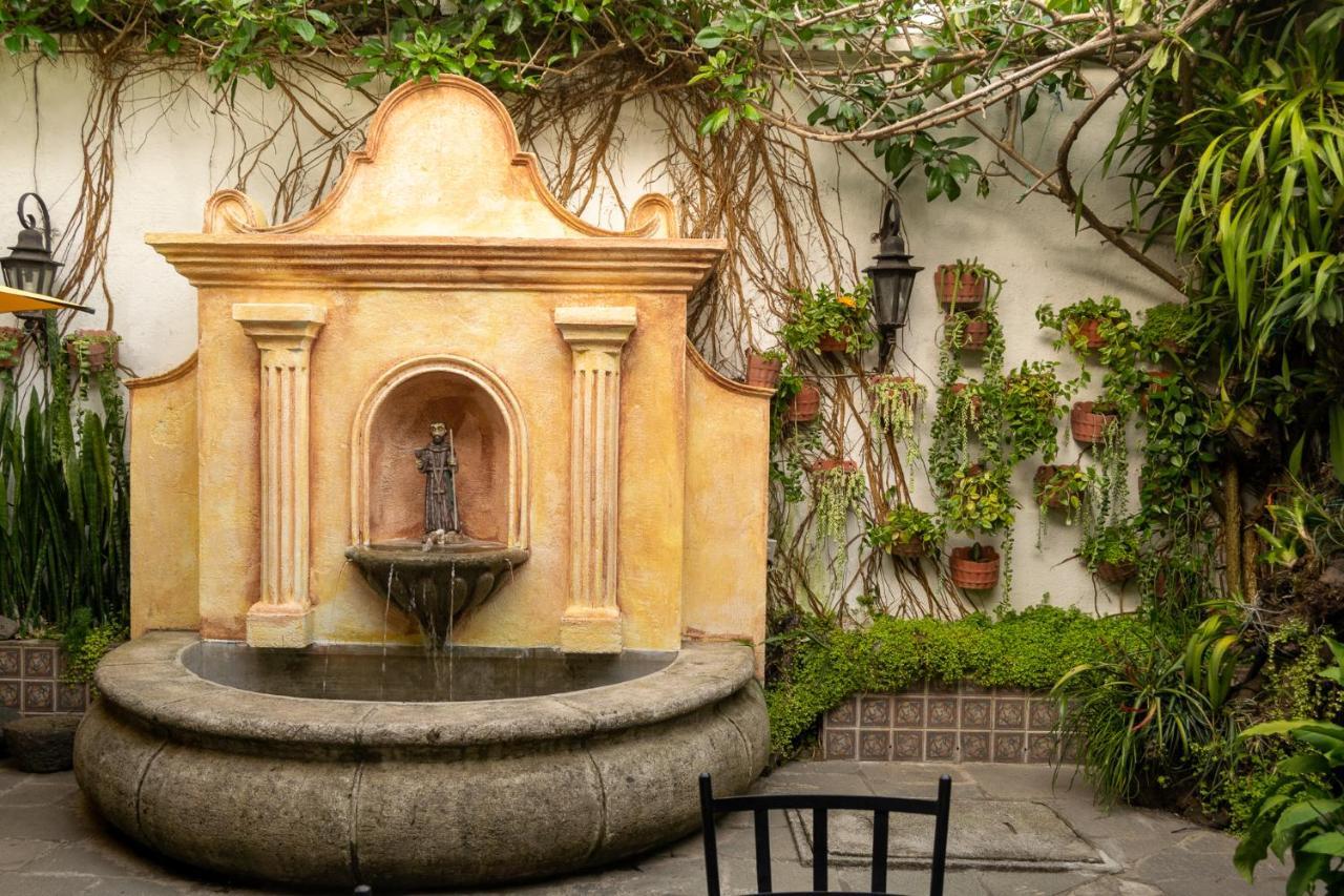 Hotel La Villa Serena Antigua Zewnętrze zdjęcie