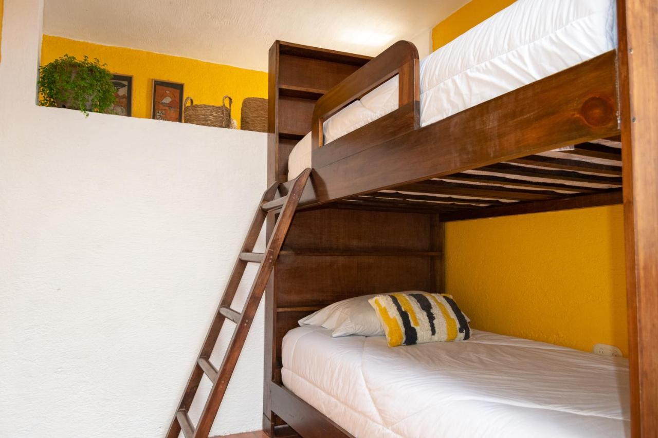 Hotel La Villa Serena Antigua Zewnętrze zdjęcie