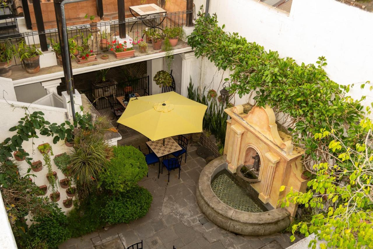 Hotel La Villa Serena Antigua Zewnętrze zdjęcie