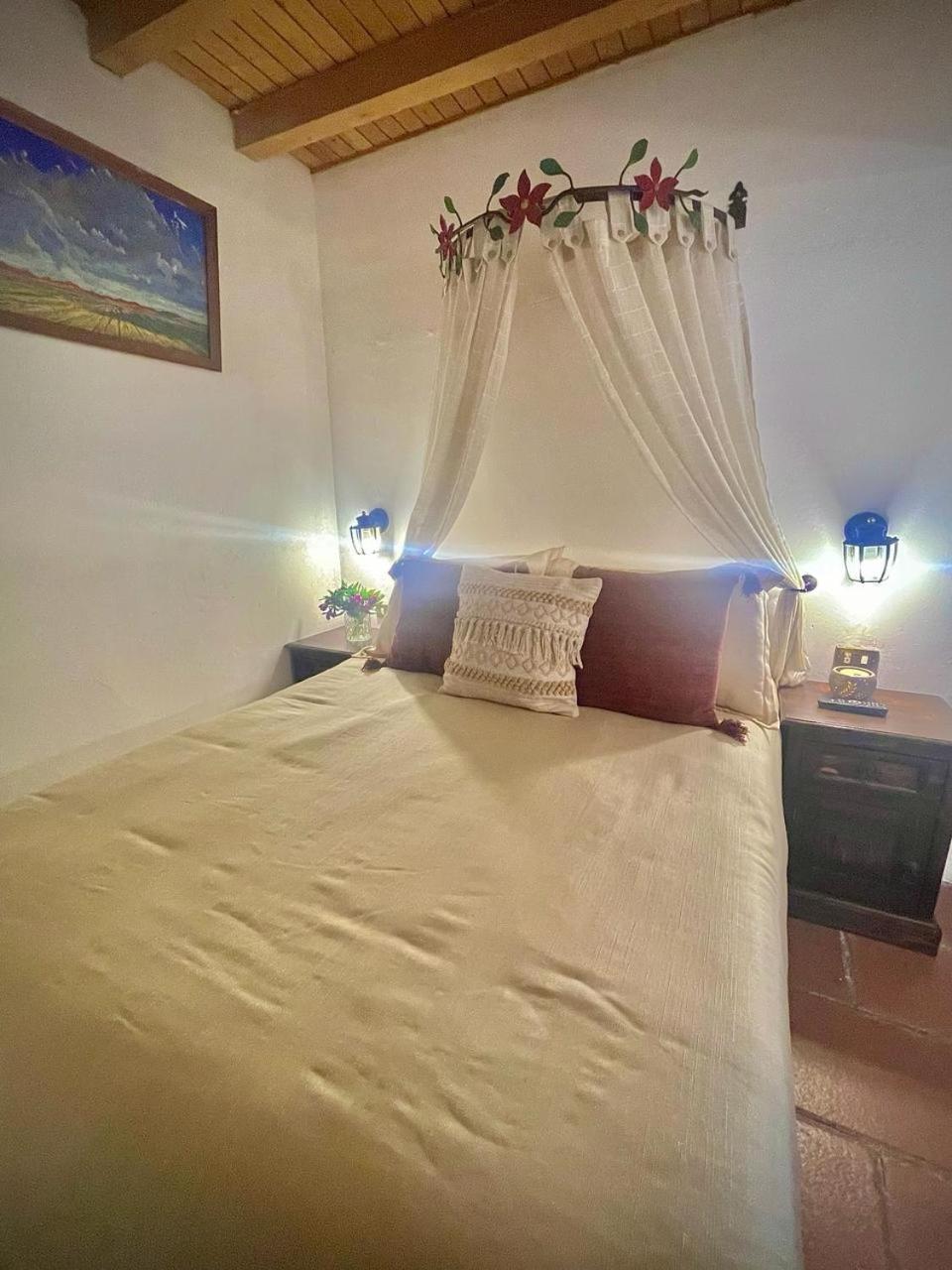 Hotel La Villa Serena Antigua Zewnętrze zdjęcie